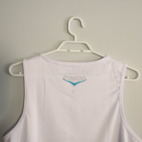 Hoka One One Women's White Sz M Sleeveless Active Stretch Graphic Tank Top - Picture 6 of 8